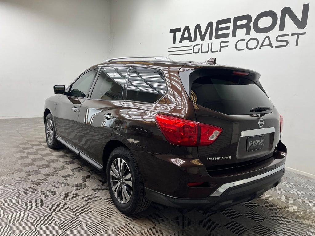 Used 2020 Nissan Pathfinder SL FWD image 8