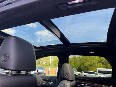 Used 2023 Cadillac XT5 Premium Luxury w/ Platinum Package image 21