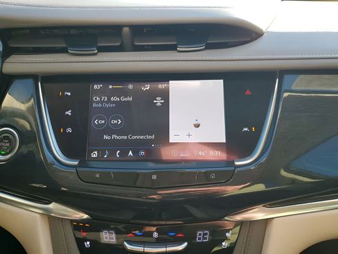 Used 2020 Cadillac XT6 Premium Luxury image 41