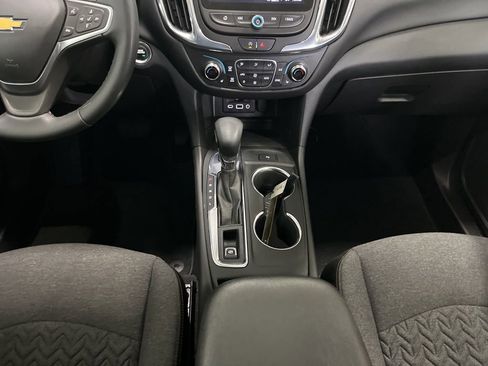 Used 2023 Chevrolet Equinox LT AWD/4WD image 12