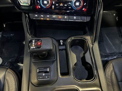 Used 2023 GMC Sierra 1500 AT4 w/ AT4 Premium Package image 20