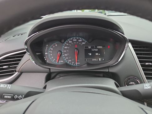 Used 2022 Chevrolet Trax LT w/ Sport Edition FWD image 25