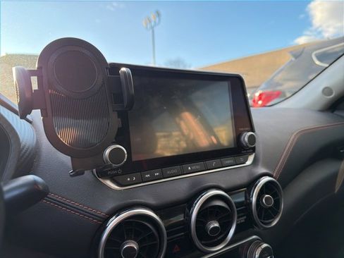 Used 2022 Nissan Sentra SR w/ Electronics Package image 14