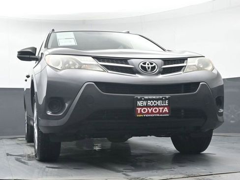 Used 2014 Toyota RAV4 LE image 31