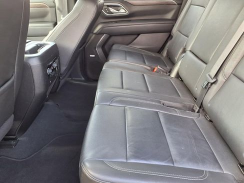 Used 2024 Chevrolet Tahoe LT RWD image 11