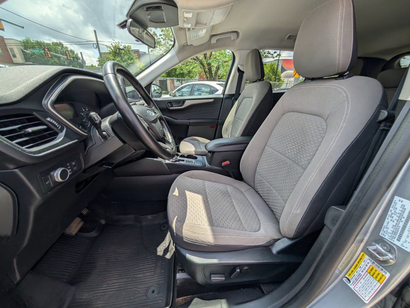 Used 2022 Ford Escape SE w/ Convenience Package FWD image 15