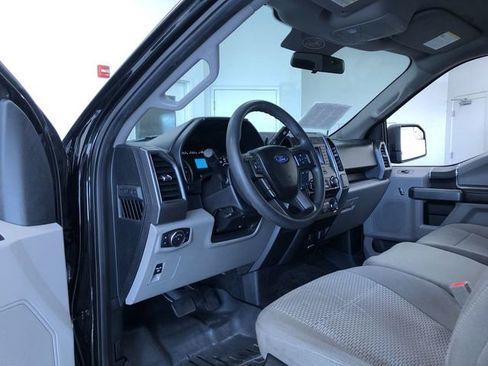 Used 2018 Ford F150 XLT image 2