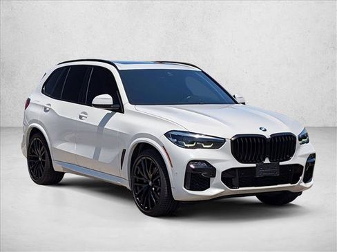 Used 2021 BMW X5 sDrive40i w/ M Sport Package RWD image 3