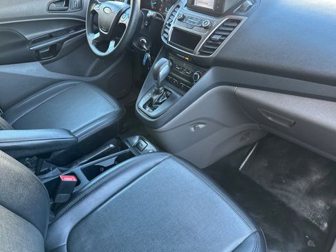 Used 2021 Ford Transit Connect XL FWD image 18
