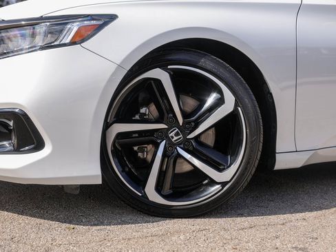 Used 2021 Honda Accord Sport Special Edition image 4