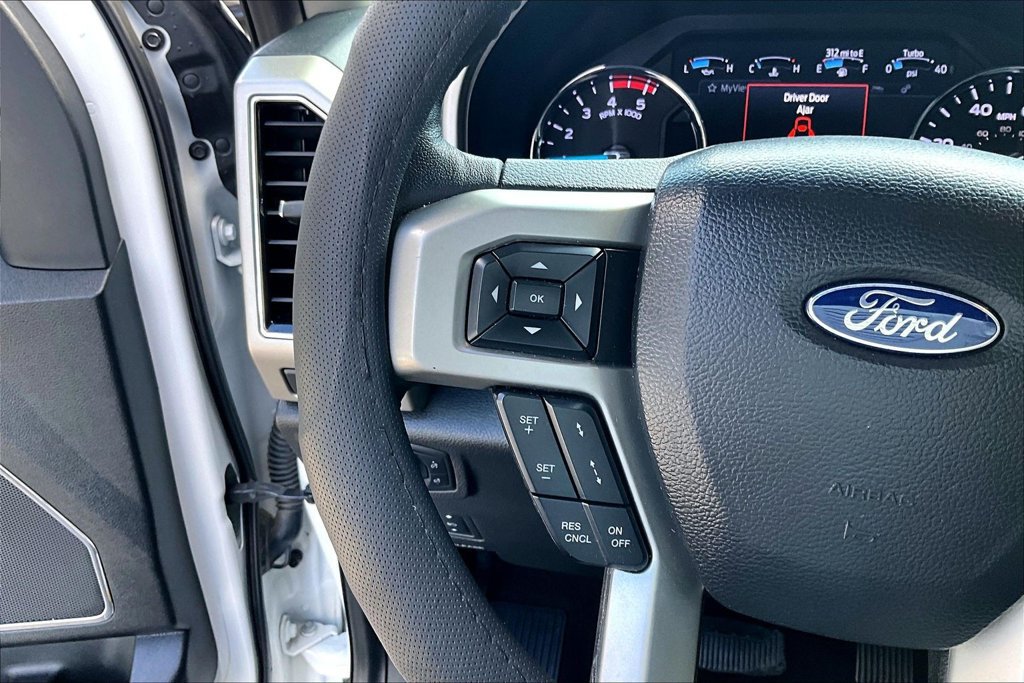 Used 2020 Ford F350 Lariat w/ Lariat Ultimate Package AWD/4WD image 14