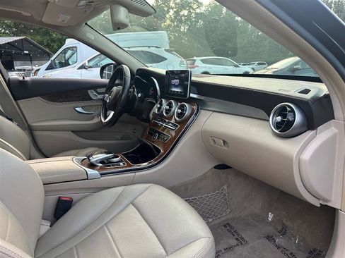 Used 2015 Mercedes-Benz C 300 4MATIC Sedan image 15