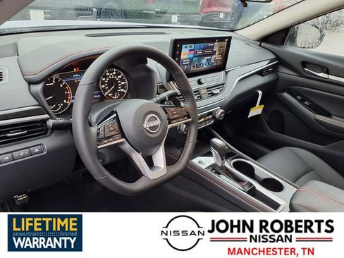 New 2025 Nissan Altima 2.5 SR w/ SR Premium Package image 4