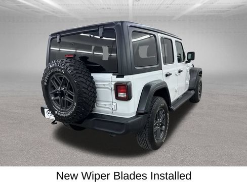 Used 2024 Jeep Wrangler Unlimited Sport AWD/4WD image 15