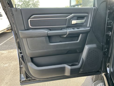 New 2026 RAM 3500 Big Horn AWD/4WD image 11