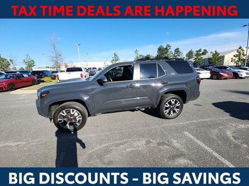 Used 2025 Toyota 4Runner TRD Sport Premium image 6