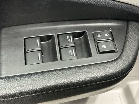Used 2020 Honda Pilot Touring image 20