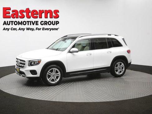 Used 2021 Mercedes-Benz GLB 250 4MATIC image 61