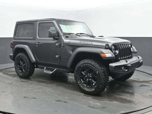 Used 2021 Jeep Wrangler Willys image 7