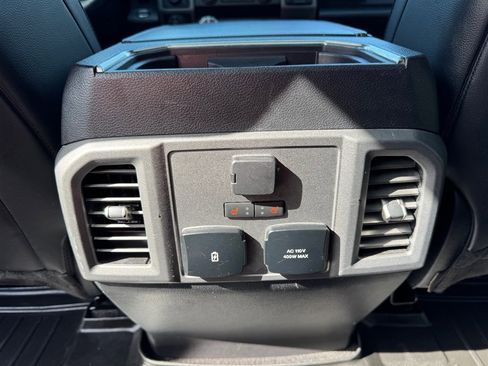 Used 2019 Ford F150 Raptor w/ Equipment Group 802A Luxury image 21