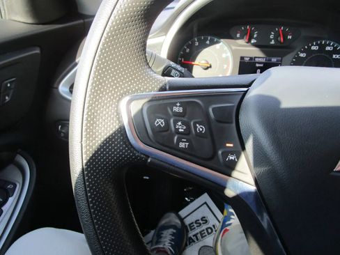 Used 2024 Chevrolet Malibu LT FWD image 29