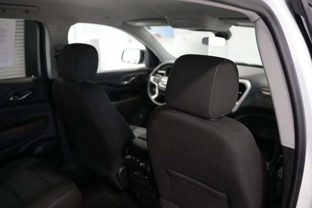 Used 2023 GMC Acadia SLE w/ Elevation Edition AWD/4WD image 21