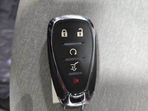 Used 2024 Chevrolet Equinox LT AWD/4WD image 35