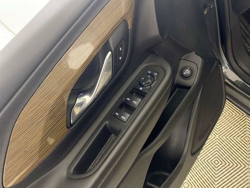 Used 2021 GMC Terrain SLE w/ Driver Convenience Package image 26