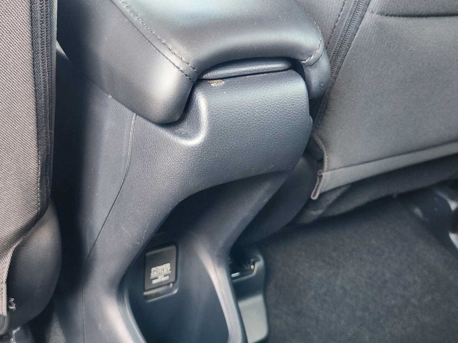Used 2022 Honda HR-V EX image 29