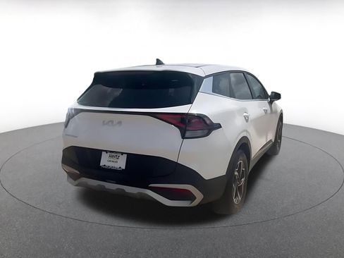 Used 2025 Kia Sportage LX image 15