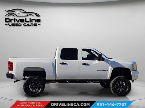 Used 2009 Chevrolet Silverado 1500 LT image 14