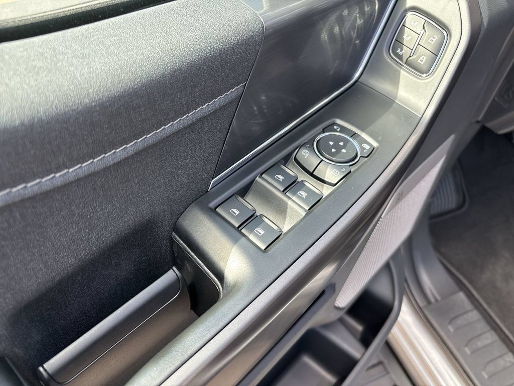 Used 2026 Ford F150 Lariat AWD/4WD image 28