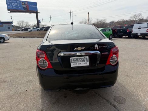 Used 2016 Chevrolet Sonic LT image 5