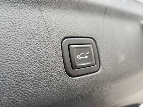 Used 2022 GMC Yukon XL AT4 w/ Max Trailering Package image 36