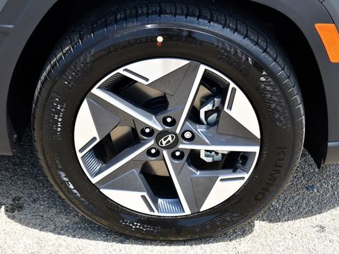 Used 2025 Hyundai Tucson SEL FWD image 6