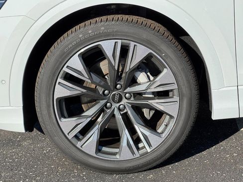 New 2026 Audi Q8 Premium Plus image 4