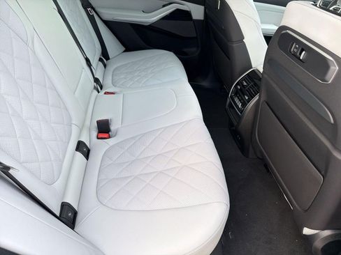 New 2026 BMW X5 xDrive40i w/ Executive Package AWD/4WD image 30
