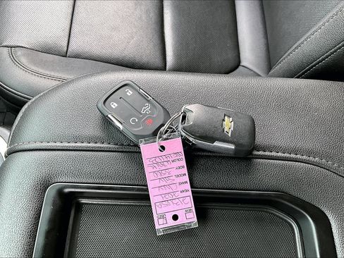 Used 2021 Chevrolet Silverado 3500 LTZ w/ LTZ Texas Edition image 10