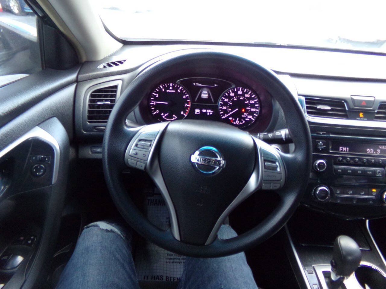 Used 2013 Nissan Altima 2.5 S FWD image 45