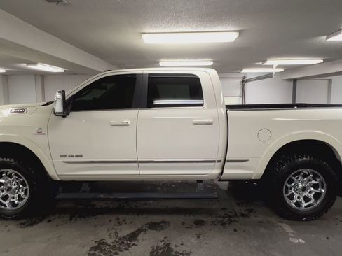 Used 2023 RAM 3500 Limited image 44