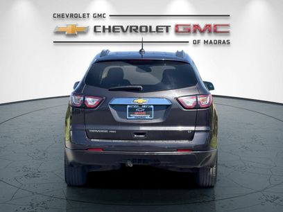 Used 2017 Chevrolet Traverse LT