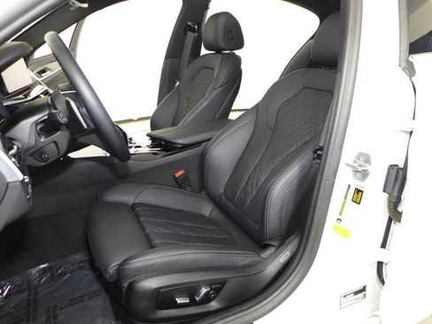 Used 2022 BMW 530i w/ Convenience Package image 21