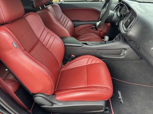 Used 2023 Dodge Challenger SRT Hellcat image 16