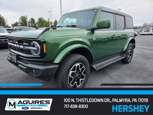 Used 2025 Ford Bronco Outer Banks image 1