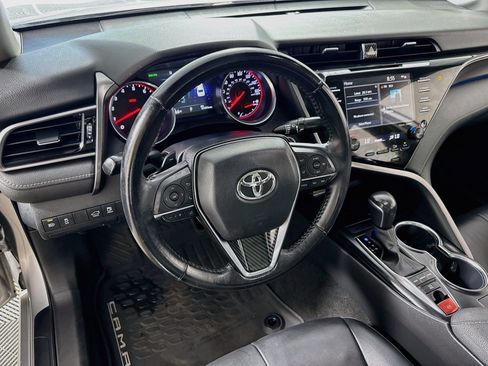 Used 2020 Toyota Camry XSE FWD image 22