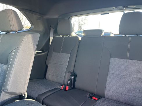 New 2026 GMC Acadia Elevation image 15