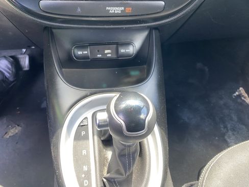 Used 2018 Kia Soul + FWD image 21
