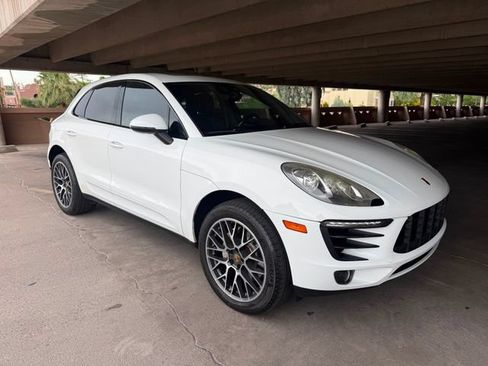 Used 2017 Porsche Macan S w/ Premium Package Plus AWD/4WD image 8