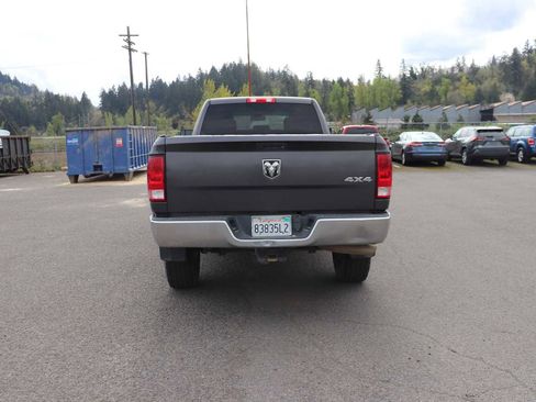 Used 2018 RAM 2500 Tradesman w/ Chrome Appearance Group image 6