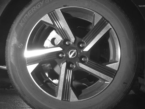 Used 2025 Nissan Sentra SV FWD image 15